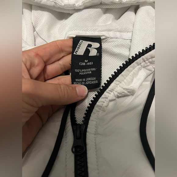 Russell windbreaker jacket - Picture 2 of 6